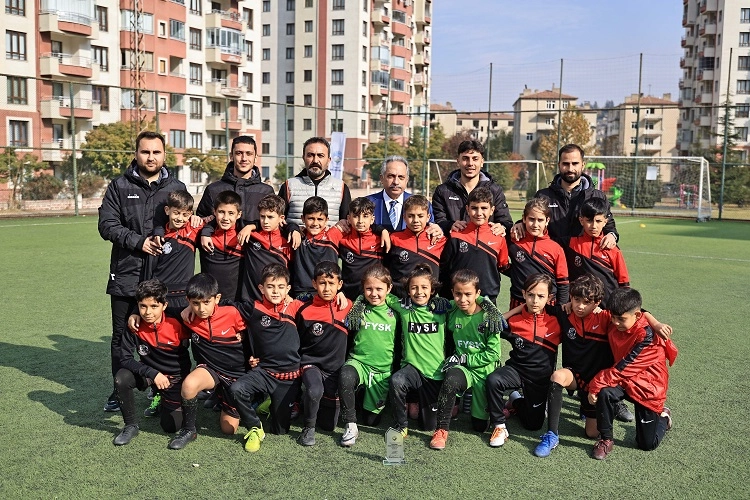 Kayseri Talas'ta Öğretmenler Günü turnuvası